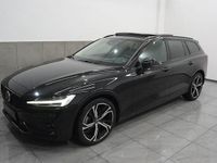 Gebraucht Volvo V60 Ultimate 197 PS (144 kW) 2023 Schwarz Kombi