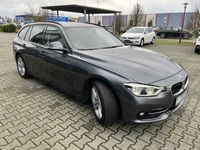 gebraucht BMW 320 320 i Touring Aut. Sport Line Navi LED HuD Temp