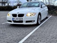 Second-hand BMW 320 177 CP (130 kW) 2009 Alb Coupe