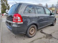 gebraucht Opel Zafira Diesel 1.7 2011 Motor und Getriebe gut 7 Sitze