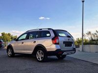 Gebraucht Dacia Logan Stepway 90 PS (66 kW) 2019 Silbermetallic (metallic) Kombi