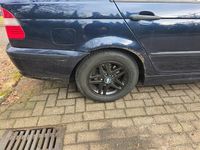 Gebraucht BMW 318 Basis 143 PS (105 kW) 2002 Blau Limousine