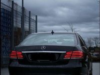 Gebraucht Mercedes E220 Elegance 170 PS (125 kW) 2013 Schwarz Limousine