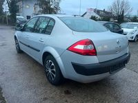 Gebraucht Renault Mégane II 113 PS (83 kW) 2004 Silber Limousine