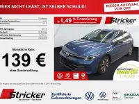 Gebraucht VW Golf VIII Goal 150 PS (110 kW) 2025 Blau Limousine
