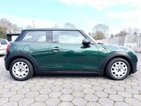 Gebraucht Mini ONE 102 PS (75 kW) 2017 Grün Kleinwagen