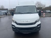 Second-hand Iveco Daily 116 CP (85 kW) 2017 Alb Monovolum