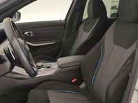 Gebraucht BMW 320 Comfort Edition 190 PS (139 kW) 2025 Weiß Kombi