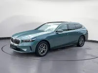 Neu BMW 520 Comfort Edition 208 PS (152 kW) 2025 Grün Kombi