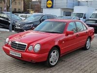 Gebraucht Mercedes E230 150 PS (110 kW) 1996 Rot Limousine