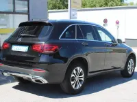 Gebraucht Mercedes GLC200 163 PS (119 kW) 2021 Schwarz SUV