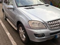 Gebraucht Mercedes ML350 272 PS (200 kW) 2007 Blau SUV