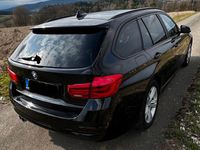 Gebraucht BMW 320 Advantage 190 PS (139 kW) 2019 Schwarz Kombi