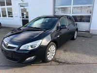 Gebraucht Opel Astra Design Edition 140 PS (102 kW) 2011 Karbonschw graphitschw midnigh Kleinwagen