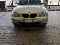 Gebraucht BMW 118 143 PS (105 kW) 2005 Silber Kleinwagen