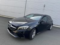 Gebraucht Mercedes A160 102 PS (75 kW) 2016 Schwarz Limousine