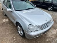 Gebraucht Mercedes C240 Elegance 163 PS (119 kW) 2000 Silber Limousine