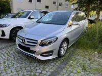 Gebraucht Mercedes B180 122 PS (89 kW) 2018 Silber Kleinwagen