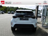 Neu Toyota Yaris Cross 131 PS (96 kW) 2025 Weiß SUV