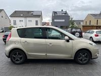 Gebraucht Renault Scénic III Dynamique 110 PS (80 kW) 2011 Gold Van / Kleinbus