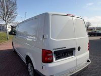 Gebraucht VW Transporter 150 PS (110 kW) 2019 Weiß Van