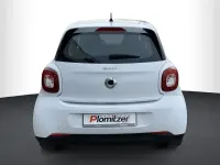 Gebraucht Smart ForFour Passion 71 PS (52 kW) 2019 Weiß Kleinwagen