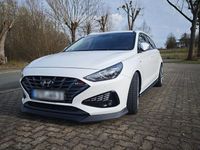 Gebraucht Hyundai i30 120 PS (88 kW) 2022 Weiß Kombi