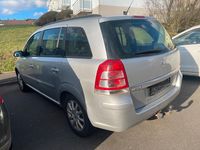 Gebraucht Opel Zafira 140 PS (102 kW) 2009 Silber Van / Kleinbus