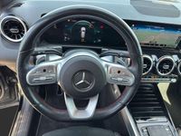 Gebraucht Mercedes GLB200 AMG line 163 PS (119 kW) 2021 Schwarz SUV