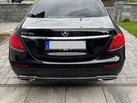 Gebraucht Mercedes E220 194 PS (142 kW) 2016 Schwarz Limousine