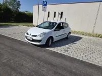 Gebraucht Renault Clio 75 PS (55 kW) 2009 Weiß Kleinwagen