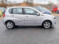 Gebraucht Chevrolet Aveo 101 PS (74 kW) 2011 Silber Limousine