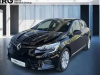 Używany Renault Clio V Intens 91 KM (66 kW) 2022 Czarny Sedan/Limuzyna