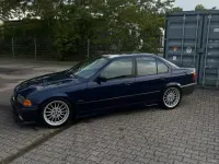 Gebraucht BMW 318 Basis 115 PS (84 kW) 1994 Blau Limousine