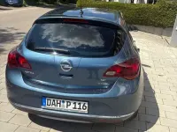 Gebraucht Opel Astra Innovation 131 PS (96 kW) 2013 Blau Limousine