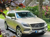 Gebraucht Mercedes ML350 Sport 258 PS (189 kW) 2012 Beige SUV