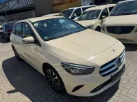 Gebraucht Mercedes B180 116 PS (85 kW) 2021 Beige Kleinwagen