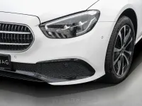 Gebraucht Mercedes E300 Avantgarde 306 PS (225 kW) 2022 Weiß Limousine