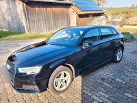 Second-hand Audi A3 Design 116 CP (85 kW) 2019 Negru Berlinǎ