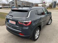 Gebraucht Jeep Compass Limited 170 PS (125 kW) 2018 Grau SUV