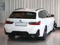 Gebraucht BMW 320 M Sport 163 PS (119 kW) 2024 Alpinweiß uni Kombi