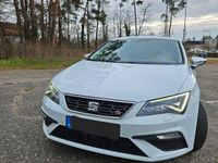Usado Seat Leon FR 125 HP (91 kW) 2018 Branco Sedan