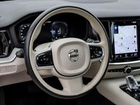 Gebraucht Volvo V60 Inscription 253 PS (186 kW) 2021 Weiß Kombi