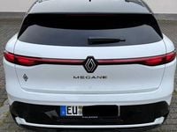 Gebraucht Renault Megane E-Tech Komfort 160 kW (218 PS) 2022 Weiß Limousine