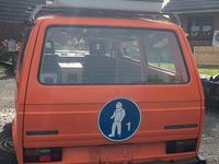 Second-hand VW T3 70 CP (51 kW) 1982 Portocaliu Van