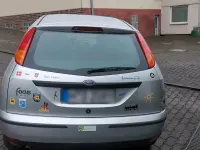 Gebraucht Ford Focus Ambiente 101 PS (74 kW) 1999 Silber Limousine
