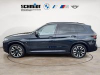 Gebraucht BMW iX3 Shadowline 210 kW (286 PS) 2023 M carbonschwarz SUV