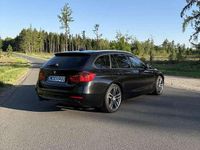 Gebraucht BMW 320 Sport Line 184 PS (135 kW) 2013 Schwarz Kombi