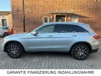 Gebraucht Mercedes GLC200 AMG line 211 PS (155 kW) 2022 Silber SUV