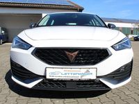 Używany Cupra Leon 204 KM (150 kW) 2023 Biały Sedan/Limuzyna